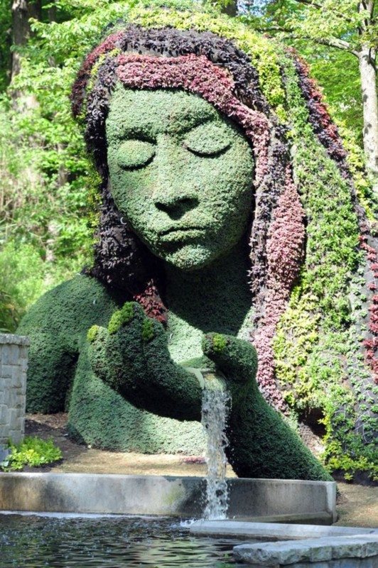 Magnifiques Sculptures Végétales   ...