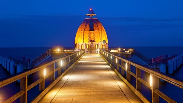 Allemagne  ...   Jetée de Sellin, île de Rügen !