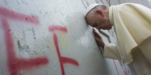 Le pape invite M.  Abbas et S. Peres à prier au Vatican !