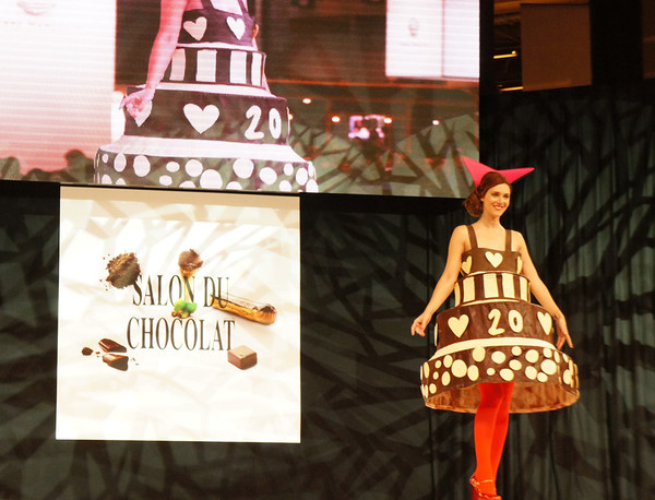Salon du Chocolat 2014   ...   défilé de robes !