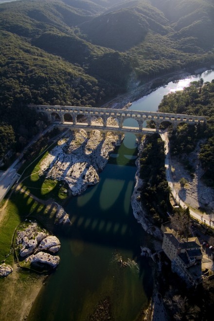 Les Paysages de Garrigue autour du "Pont du Gard" ...