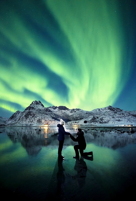 Islande : Demande en mariage sous les aurores boréales !