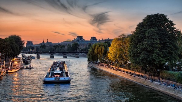 5 activités insolites à faire sur la Seine ...
