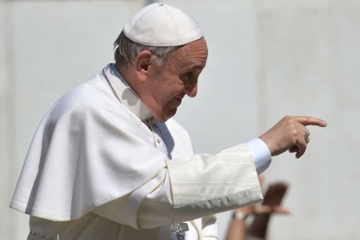 Le pape François ... se lance dans la réforme de l' Eglise !