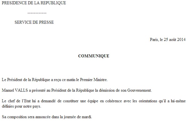 Démission gouvernement Valls acceptée par F. Hollande !