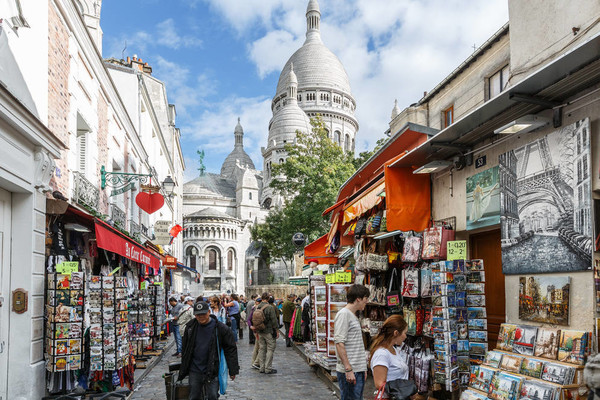 Paris   ...   Balade à Montmartre  !