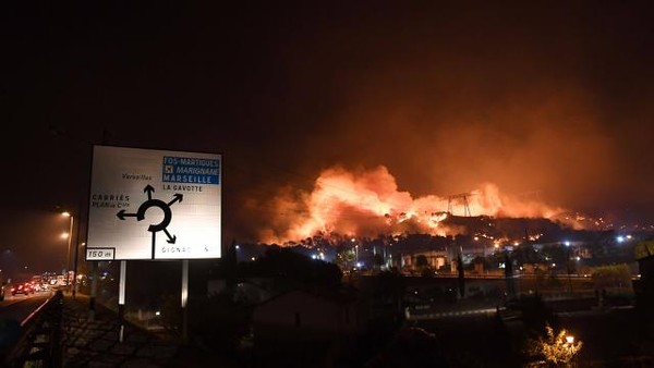 Incendies près de Marseille. 3 300 hectares ont brûlé !
