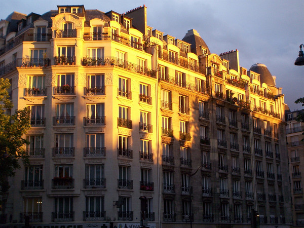 Certains gardiens d’immeubles peuvent mettre des PV ...