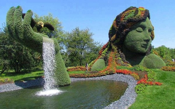 Sculptures végétales admirablement réussies !