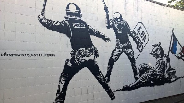 Grenoble  ...  Fresque de street-art  controversée !