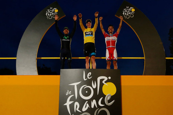 100ème du Tour de France  ... fête à l' Arc de Triomphe ! !
