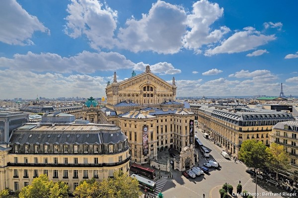 Balade sur les grands boulevards à Paris  ...