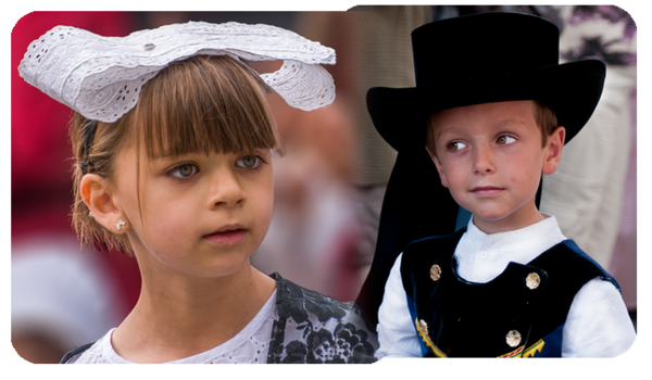 Costumes traditionnels de Bretagne   ...