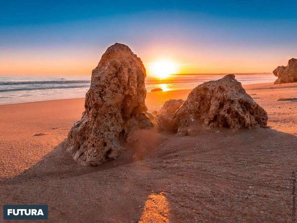 Portugal     ...    coucher de soleil sur l'Algarve !