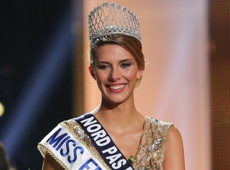 Camille Cerf : Miss France 2015 est en couple !