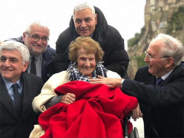 Maryse Lancioni, 111 ans, réalise son rêve  !  