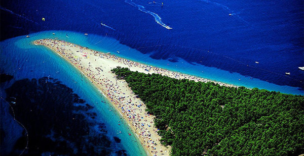 L’Île de Brac, en Croatie  ...