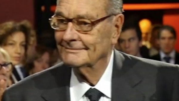 Jacques Chirac affaibli, mais souriant   ...