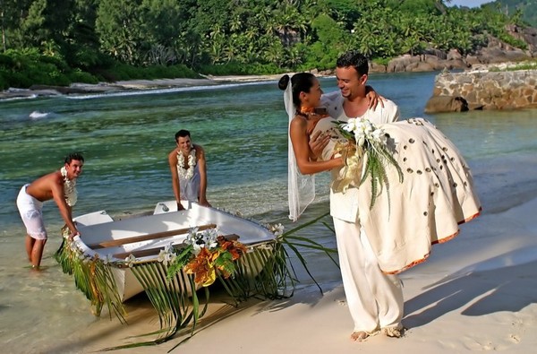 Jour de Mariage dans les îles ... Quel beau rêve  !!!