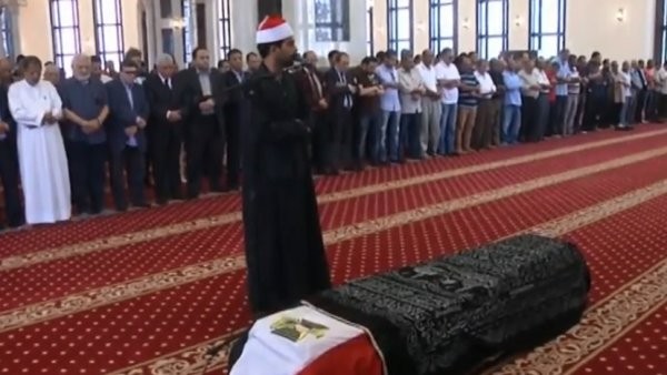 L'Égypte fait ses adieux à l'acteur  Omar Sharif ...