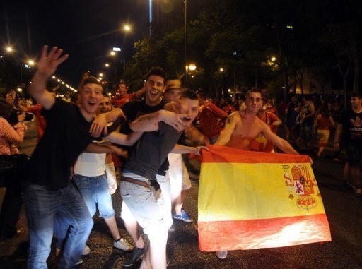 Euro 2012  la triple couronne de l' Espagne  ...  VIVA !