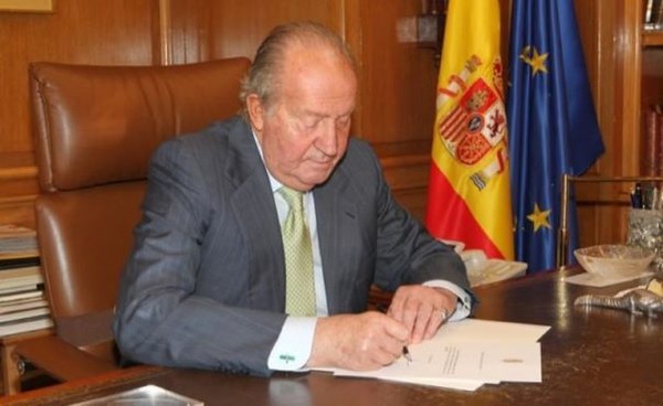 Abdication surprise du roi d'Espagne Juan Carlos !