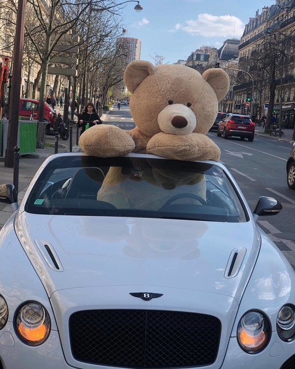 Les gros nounours des Gobelins sont revenus à Paris ...