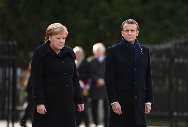 Macron & Merkel Commémorent L'Armistice De 1918 ...