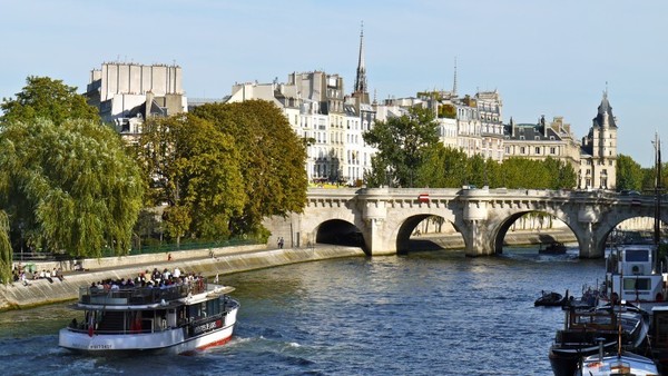 Petite histoire des transports sur la Seine ...