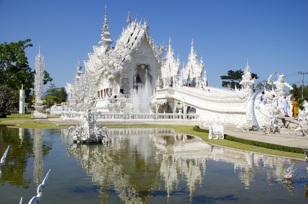 Le Temple Blanc     ...     en Thaïlande !