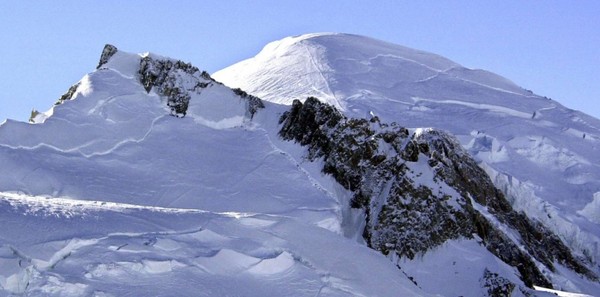 Mont blanc   ...   six alpinistes retrouvés morts !
