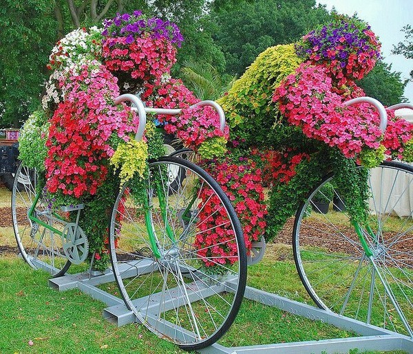 Vélos fleuris ... pour vous si vous aimez !