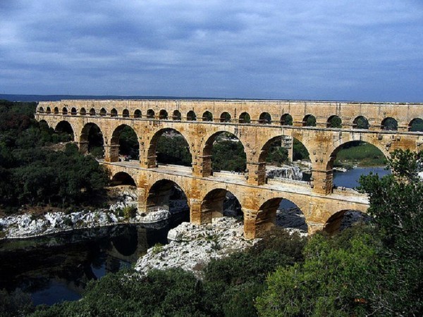 Pont du Gard : Chef d’Oeuvre de l’Architecture antique !