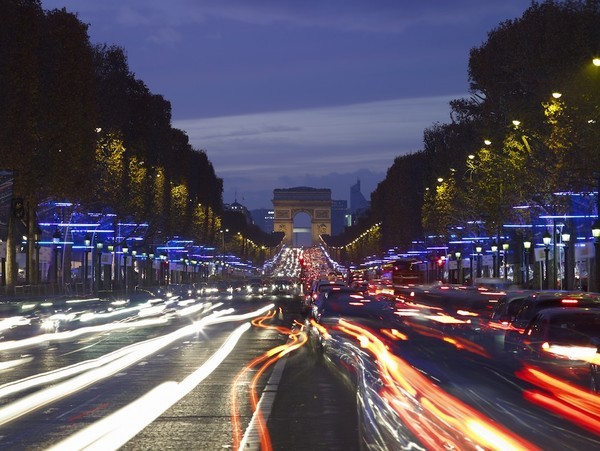 Illuminations des Champs Elysées  ...  Paris 2012 !