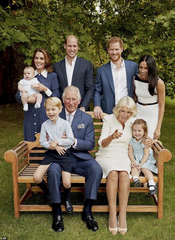 La famille du Prince Charles au complet pour ses 70 ans ...