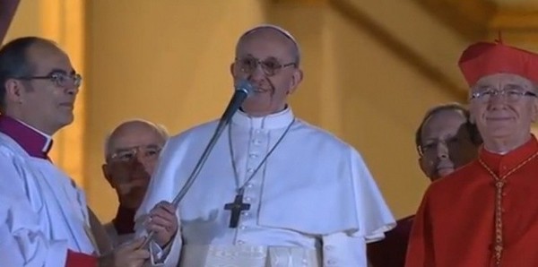 Bienvenue au PAPE  J. M. Bergoglio  ...  FRANCOIS 1er !