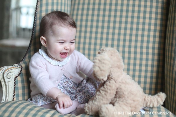 La petite Princesse Charlotte   ...   "so cute"  !