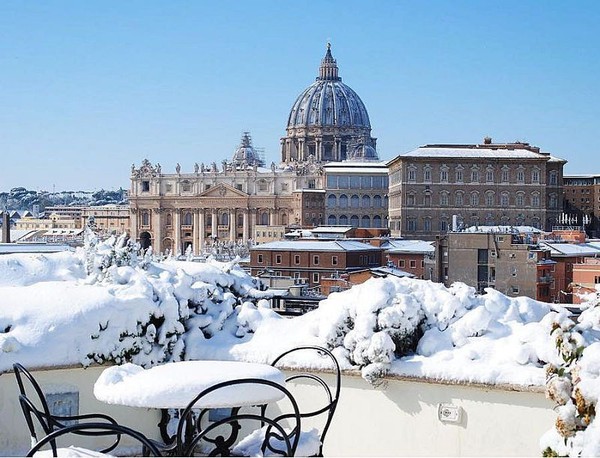 Photos rarissimes de Rome sous la neige   ...