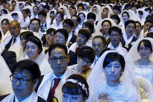 Mariages collectifs en Corée du Sud ... J'aime pas !