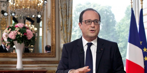 Discours 14 juillet : Hollande "la constance de l'édredon"!