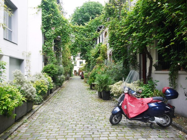 Charme bucolique à Paris : Villa Santos-Dumont !