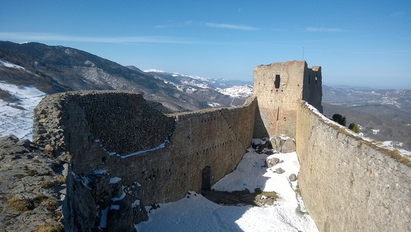 Le site historique de Montségur ...  Pyrénées orientales !