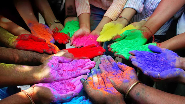 En Inde, la Holi est la fête la plus colorée du monde !