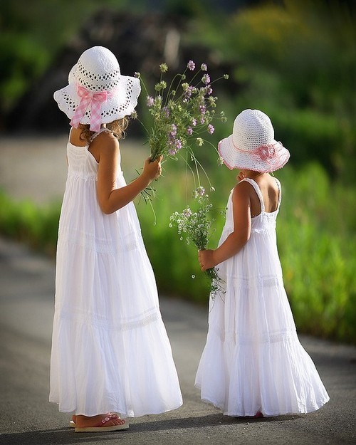 Adorables petites princesses   ...