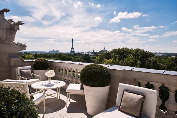 L'Hôtel de Crillon a fait peau neuve après 4 ans !