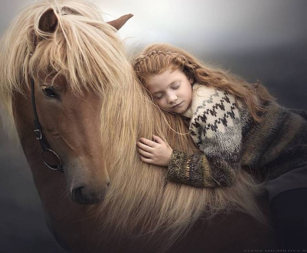 Elena Shumilova   ...    Photographies d'Art !