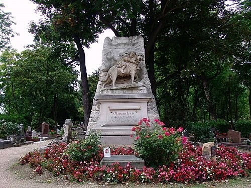 Asnières : Mieux connaître le Cimetière des Chiens  ...  