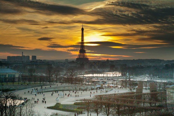 Visite de Paris     ...     the  "City of lights"  !