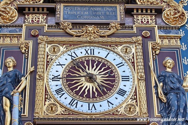 La 1ère Horloge publique de Paris  ...  date de 1370 !