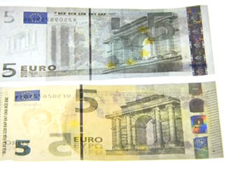 Le nouveau billet de 5 euros arrive  ...  le voici !